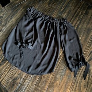 Express black off the shoulder top medium